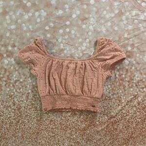 ✨Baby pink Hollister crop top✨